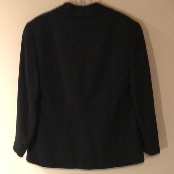 Woman’s black silk jacket size 8 - Picture 3 of 5